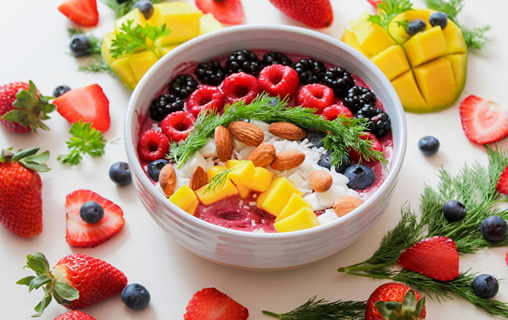 Acai breakfast bowl